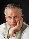 Ian HOLM