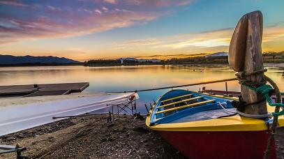 Peut être une image de nature et lac