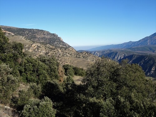 * SERDINYA Le refuge de Roque Fumade