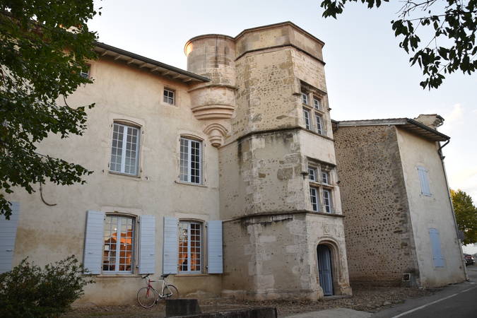 Château de larnage à Anneyron, site du patrimoine de la Drôme