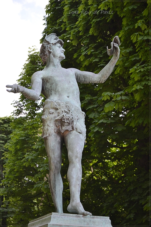 Jardin du Luxembourg : L'acteur grec (bronze, 1868) Charles Bourgeois