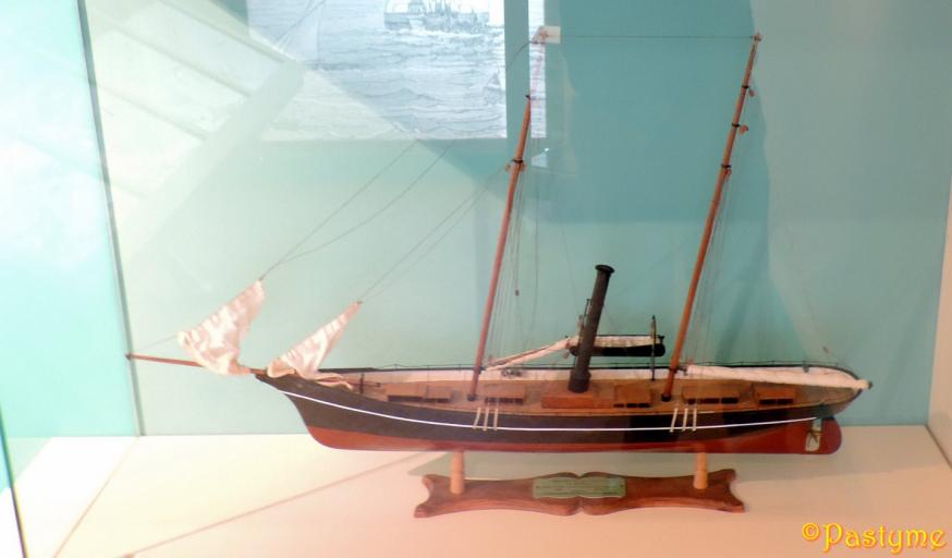 NANTES - MUSEE Jules VERNE