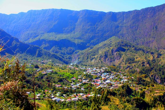 Balade Dans L'Île De La Reunion Voie Lactée Au-Dessus De L’Ile De La Réunion..
