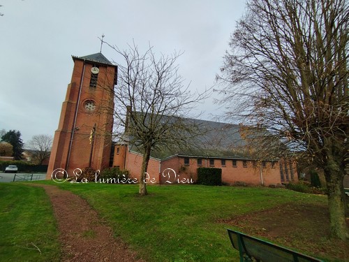 Berthen, l'église Saint Blaise