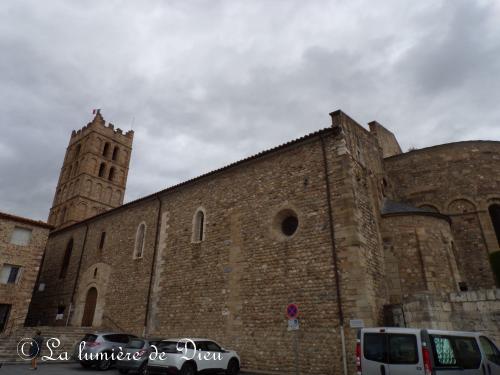 Elne, la cathédrale Sainte Eulalie et Sainte Julie
