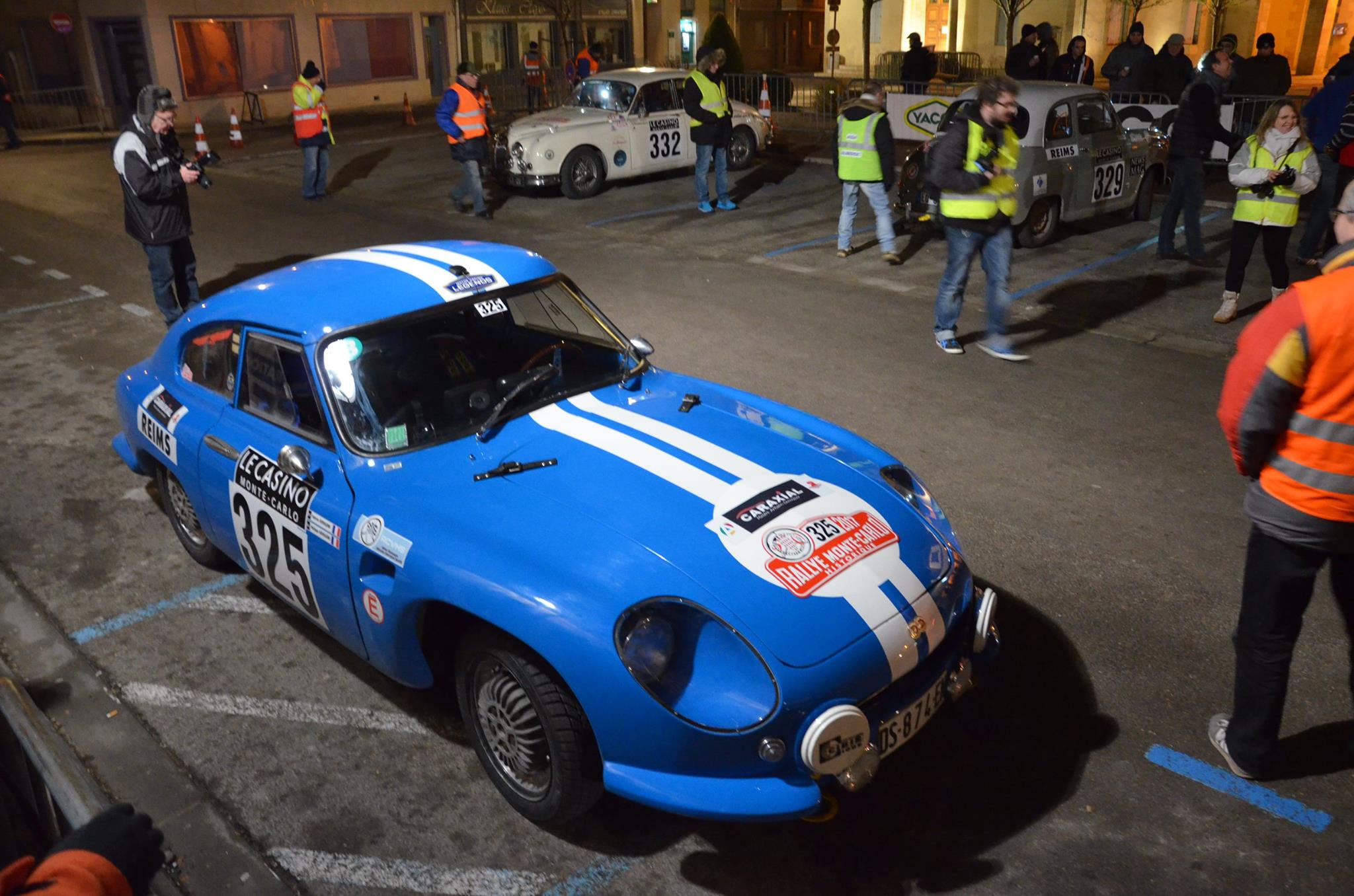 RALLYE  MONTE  CARLO  HISTORIQUE  2017  A  BAR  SUR  AUBE  2