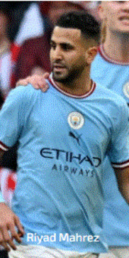 L'ailier droit de Manchester City Riyad Mahrez.GIF