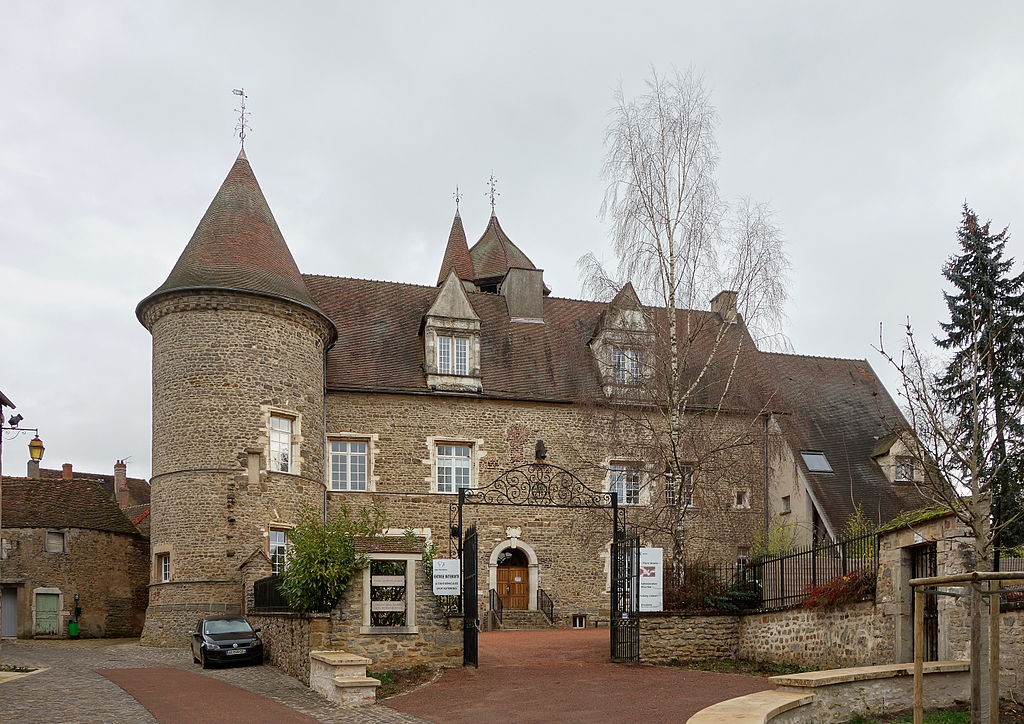 Arnay le duc chateau.JPG