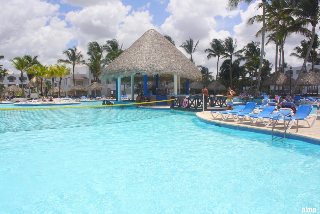 République Dominicaine : Mer turquoise et piscine