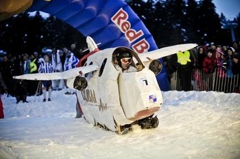 red-bull-jump-and-freeze-2013