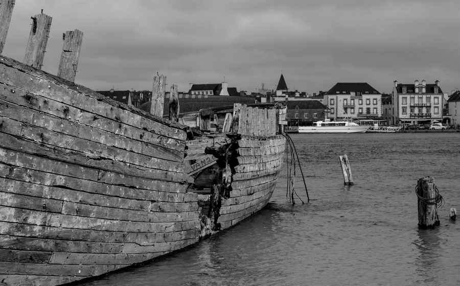 Là où finissent les bateaux: Camaret-sur-mer, Le Magouër, Pont-Aven.