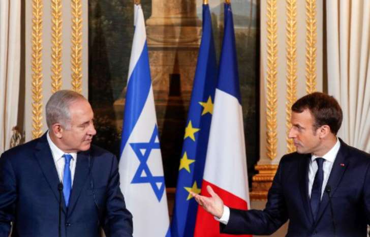Le Premier ministre israélien, Benyamin Netanyahou et le président français, Emmanuel Macron, lors d'une conférence de presse à Paris, le 10 décembre 2017.
