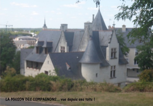 LE CHATEAU et ses abords