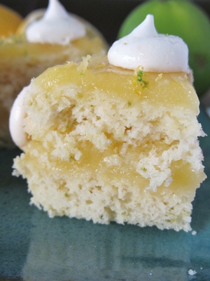 Layer cakes individuels au citron vert et jaune
