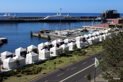 Madère : le port de Funchal ... n23