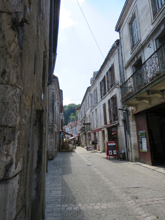 Brantôme (2).