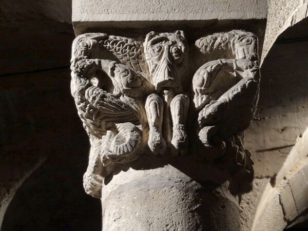 La crypte de la cathédrale Saint Bénigne de Dijon