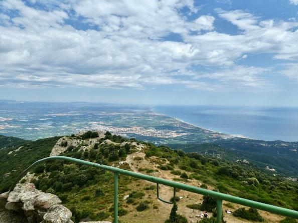 Peut être une image de ciel et nature
