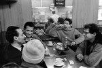 ...au café on reconnait Kerouac et Ginsberg...peut être protégé par Copyright...