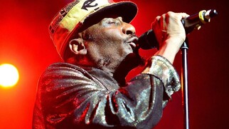 https://image-api.nrj.fr/http/media.nrj.fr/raw/2019/07/retour-sur-les-origines-du-succes-de-jimmy-cliff-1564564210.