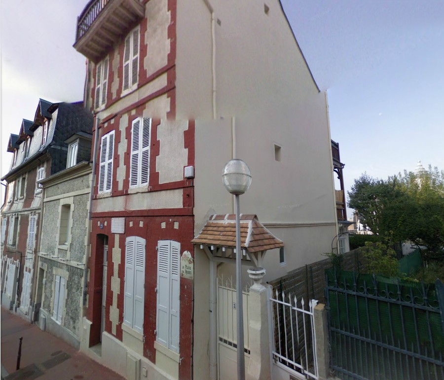 Sainte Thérèse de l'Enfant Jésus à Deauville