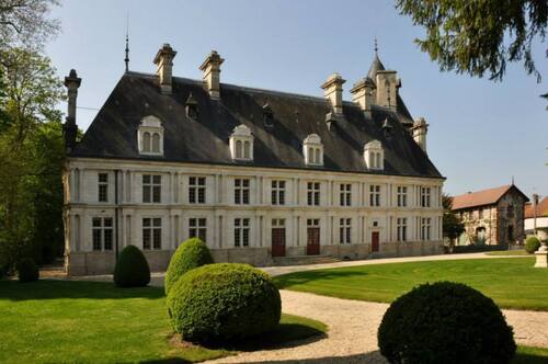 Le Château,