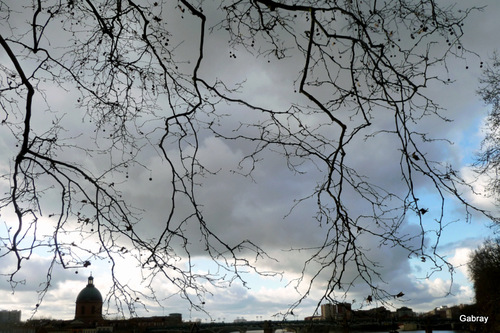 Toulouse : ciel orageux ...