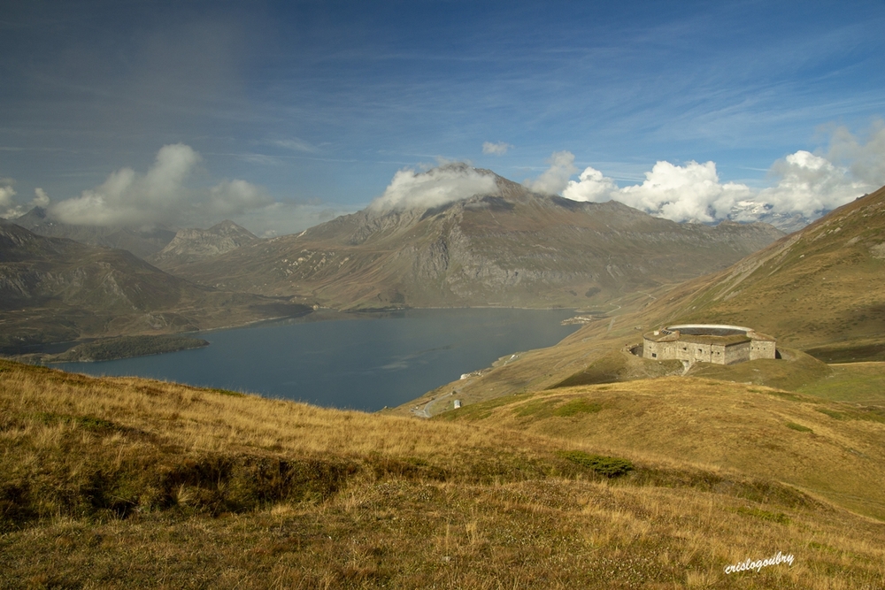 Lac du Mont Cenis et le Fort De Ronce