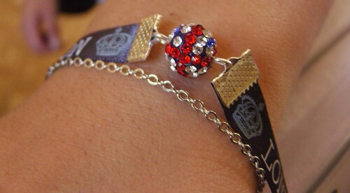 bracelet London avec sa perle shamballa union jack