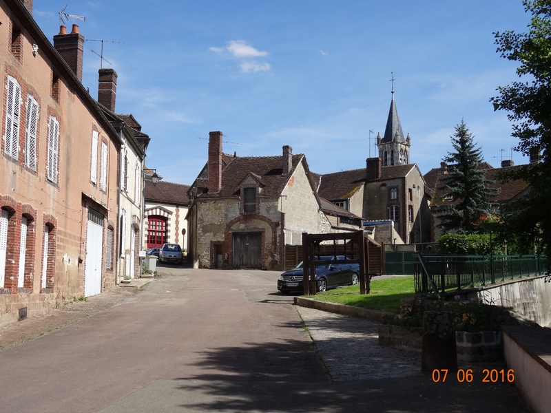 AILLANT-SUR-THOLON (Yonne) : n° 4