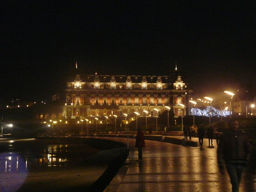 Biarritz en habit de lumière