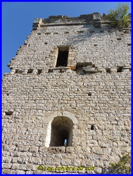 Gorges du Tarn, le Castelas de Hauterives