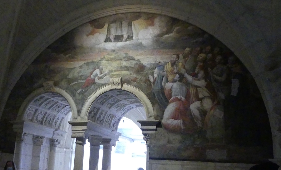 ABBAYE  ROYALE  DE  FONTEVRAUD - SALLE  CAPITULAIRE  ET CUISINE