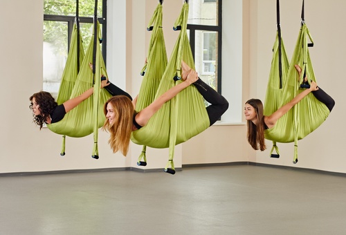 Yoga aérien suspension verte