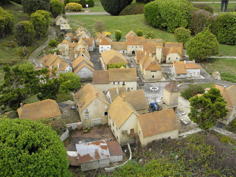 VILLAGE DU QUERCY