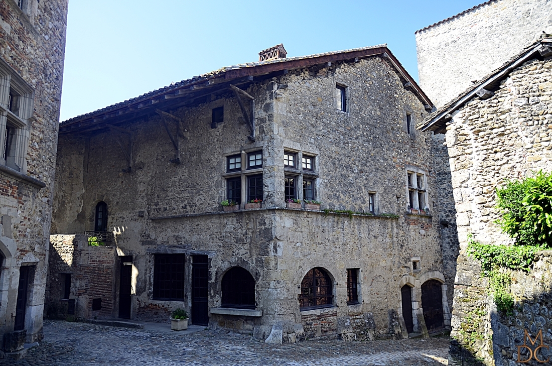 Pérouges (01) Ain