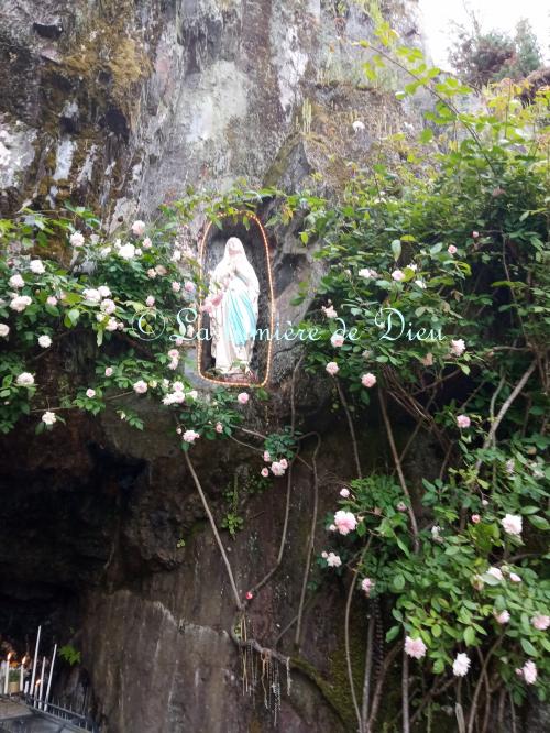 Plumelec, la grotte