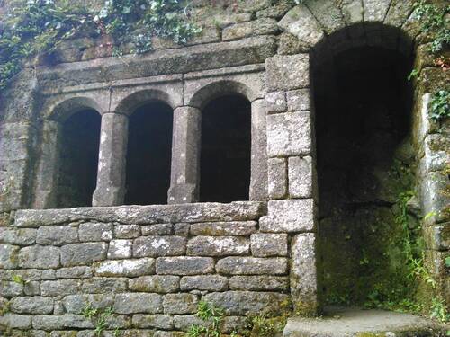 -Ossuaire chapelle Sainte-Barbe (Le Faouët)