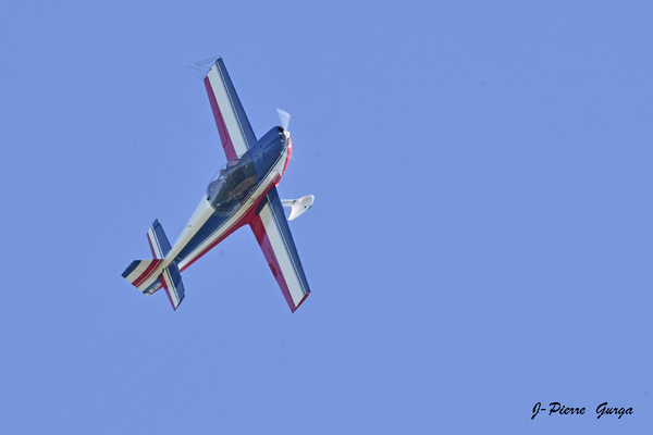 Jean-Pierre Gurga a photographié magnifiquement les avions de voltige au terrain d'Aviation de Châtillon sur Seine