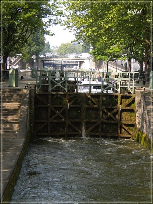 Canal Saint-Martin : Histoires d'écluses