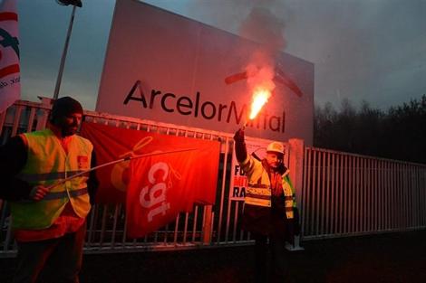 ArcelorMittal : les salariés du site de Basse-Indre en grève 