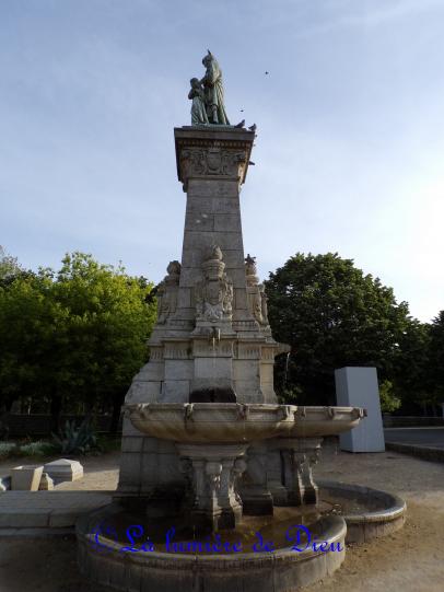 Sainte-Anne d'Auray, la fontaine miraculeuse