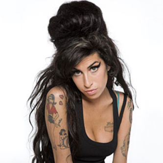 Amy Winehouse: paint it black