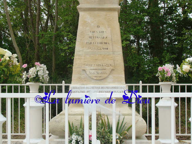 Fontaine-Henry : statue N.D. de Lourdes