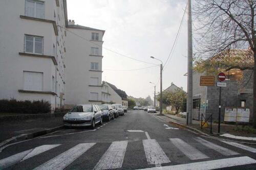 Rennes invente la rue en double sens interdi