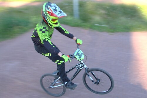 entrainement BMX Mandeure  29 juin 2016 avec un invité surprise