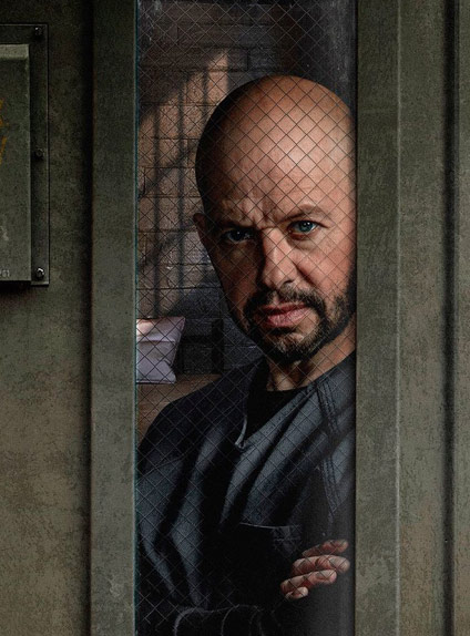 Supergirl saison 4 : une première affiche révèle Jon Cryer en Lex Luthor