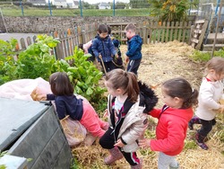 Maternelle classe dehors en mai 