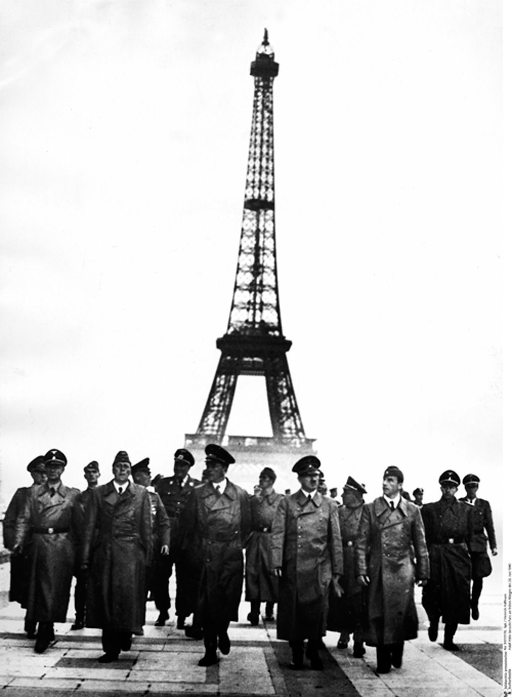 Hitler à Paris | Histoire et analyse d'images et oeuvres