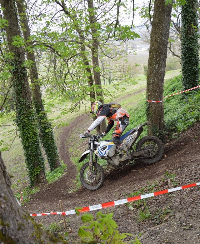 Blog de sylviebernard-art-bouteville : sylviebernard-art-bouteville, Enduro du château de Bouteville 30.03.2014